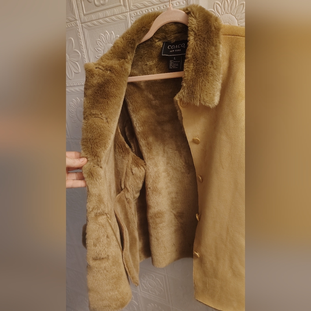 Coaco NY Women's Tan Shearling Jacket With Faux Fur Lining - Picture 4 of 5